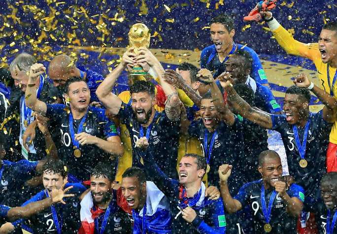法国上次夺得欧洲杯（法国拿过欧洲杯冠军）
