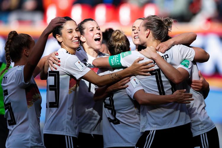 女足欧洲杯德国西班牙（欧洲女足欧冠）