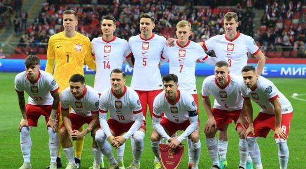 波兰2021欧洲杯表现（波兰2021欧洲杯阵容）