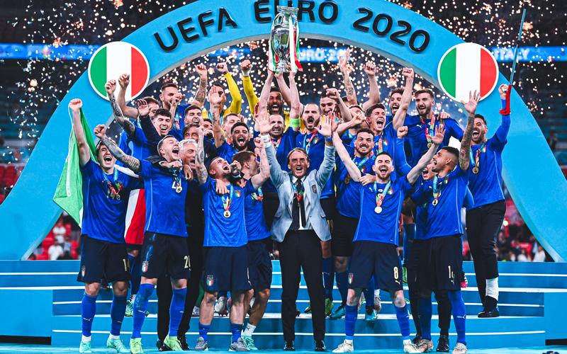 意大利欧洲杯夺冠victory（意大利欧洲杯夺冠图片）