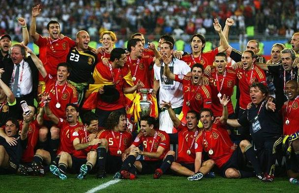 西班牙参加欧洲杯吗（西班牙在欧洲杯的战绩）