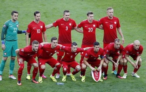 波兰足球今年欧洲杯（波兰足球队欧洲杯）